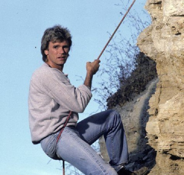macgyver-5-44443.jpg