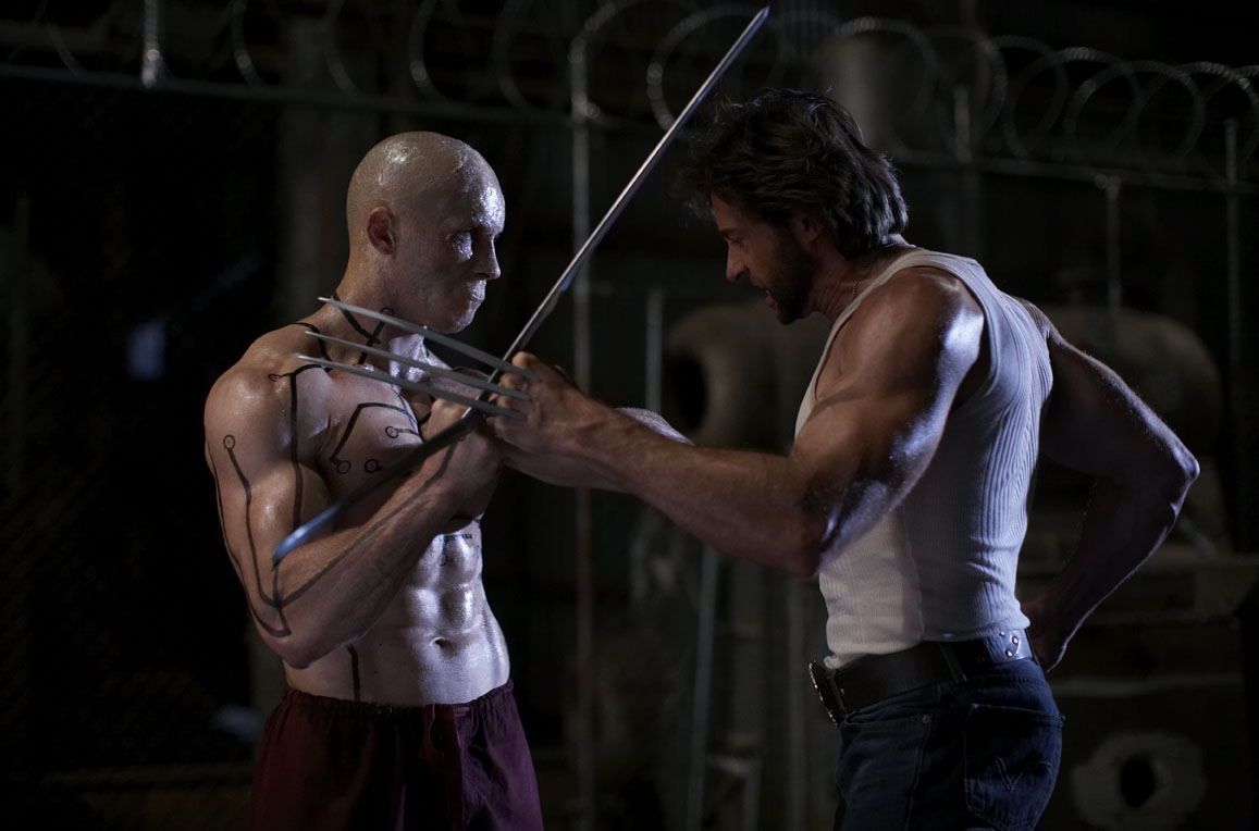 x-men-origins-wolverine deadpool fighting wolverine in the dark