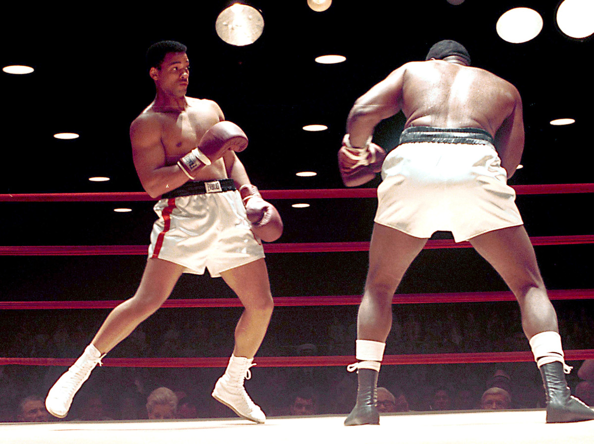Will Smith as Muhammad Ali scene with Michael Bent