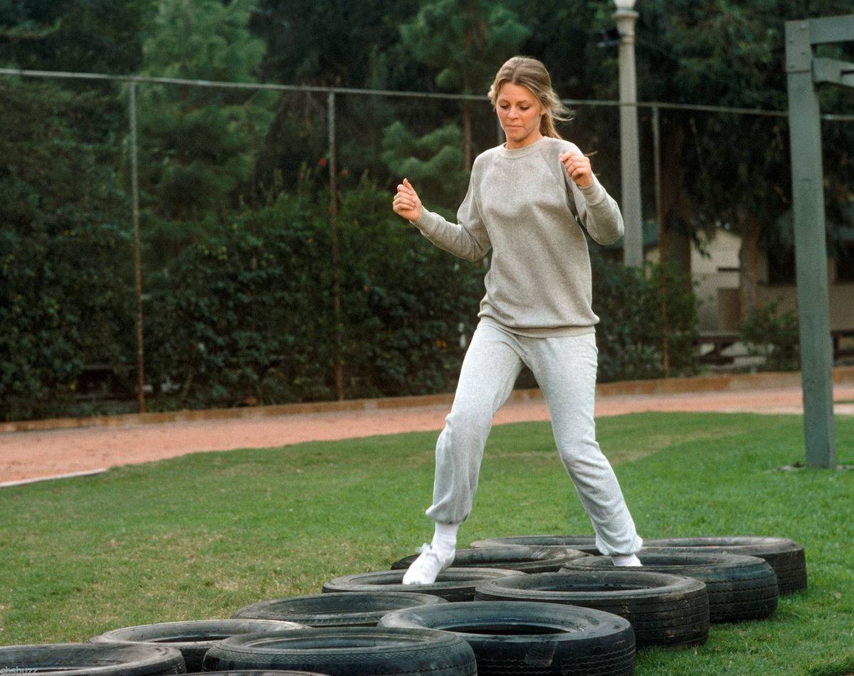 the-bionic-woman_ZUoSjo