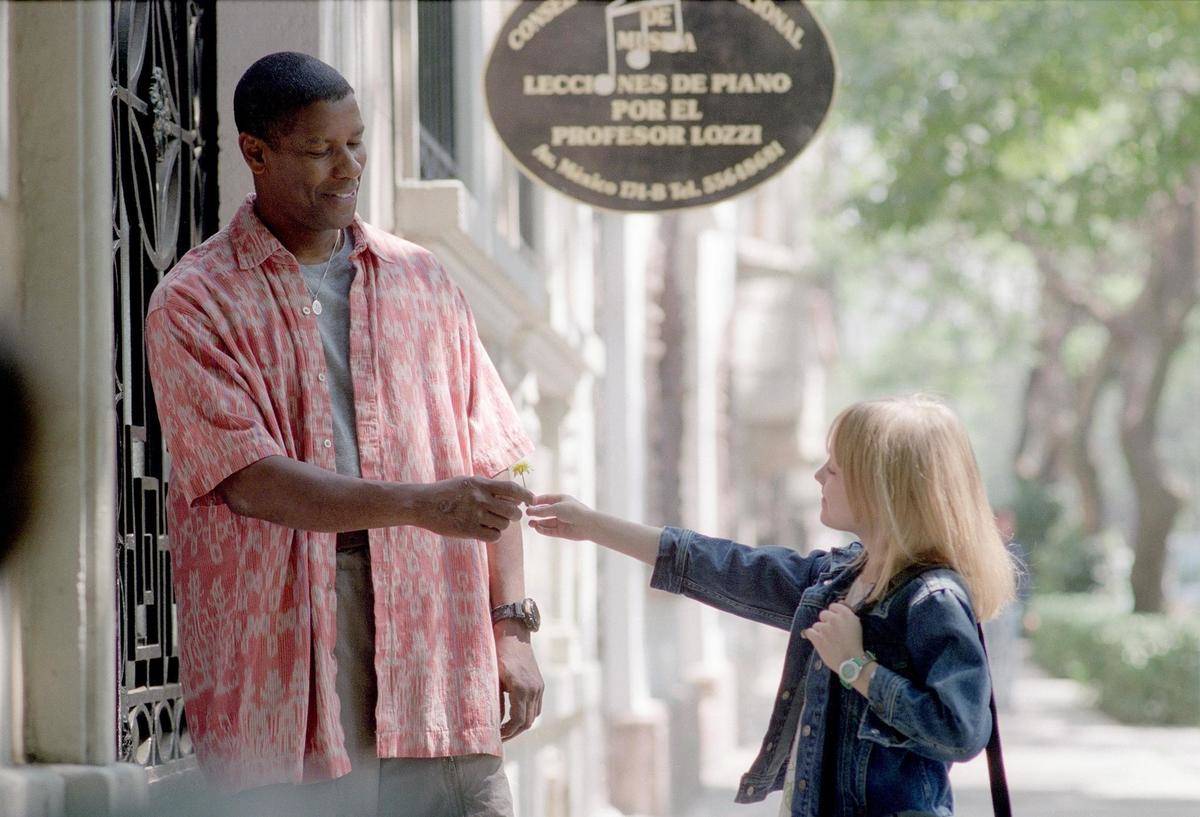Denzel Washington and Dakota Fanning