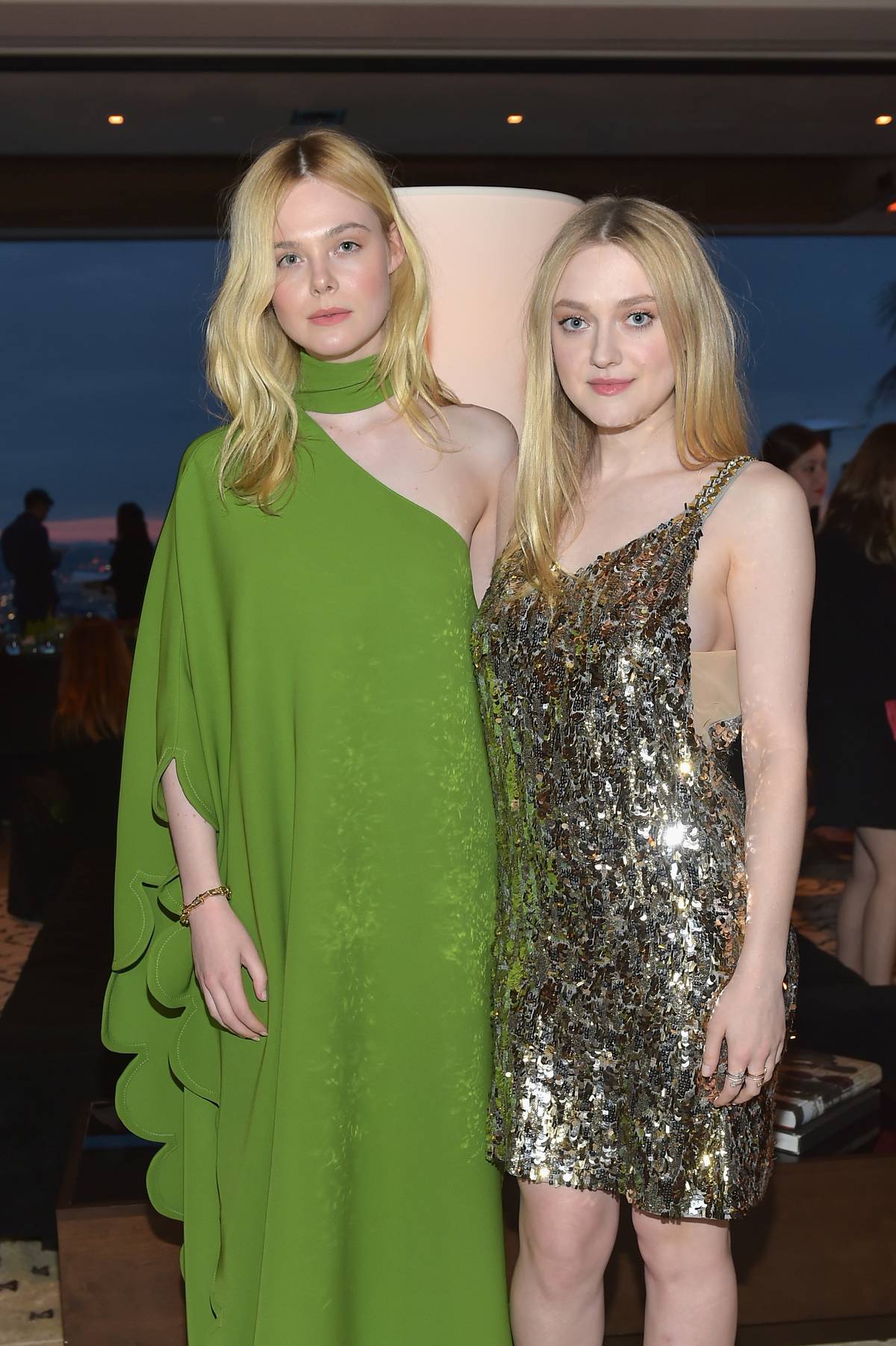 Dakota Fanning And Elle Fanning