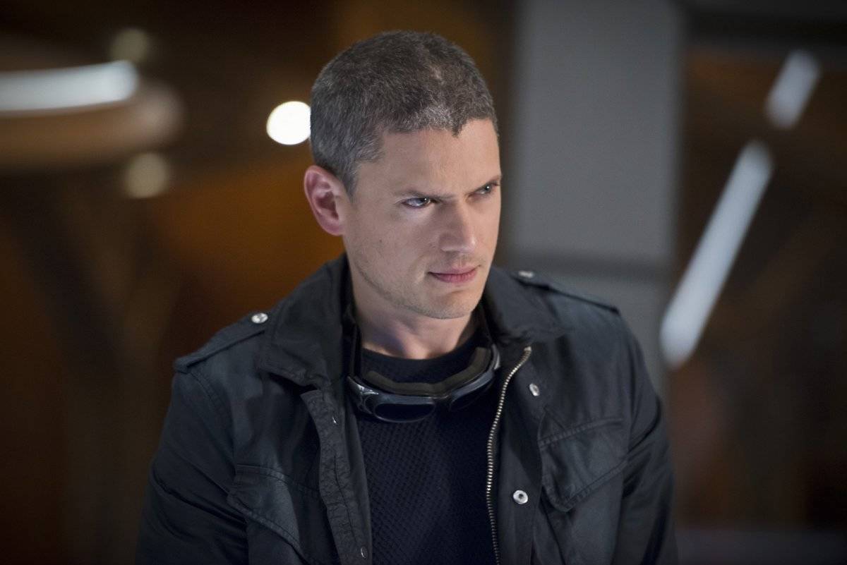 Leonard Snart Sacrificing Himself On Legends Of Tomorrow