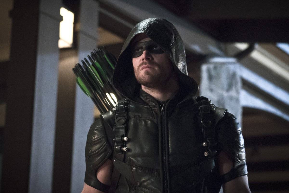 Stephen Amell Left Arrow For Family