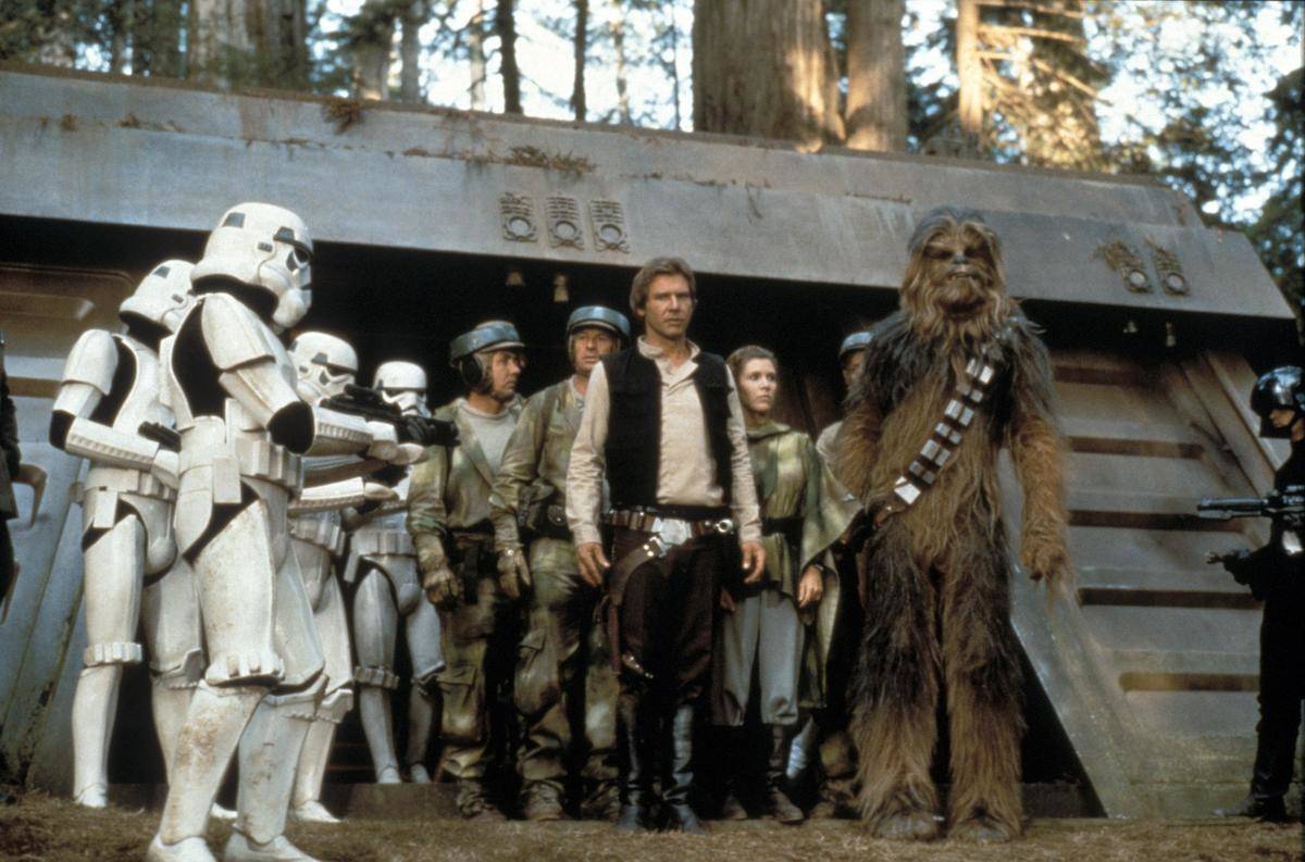 Chewbacca and Han Solo in Return of The Jedi
