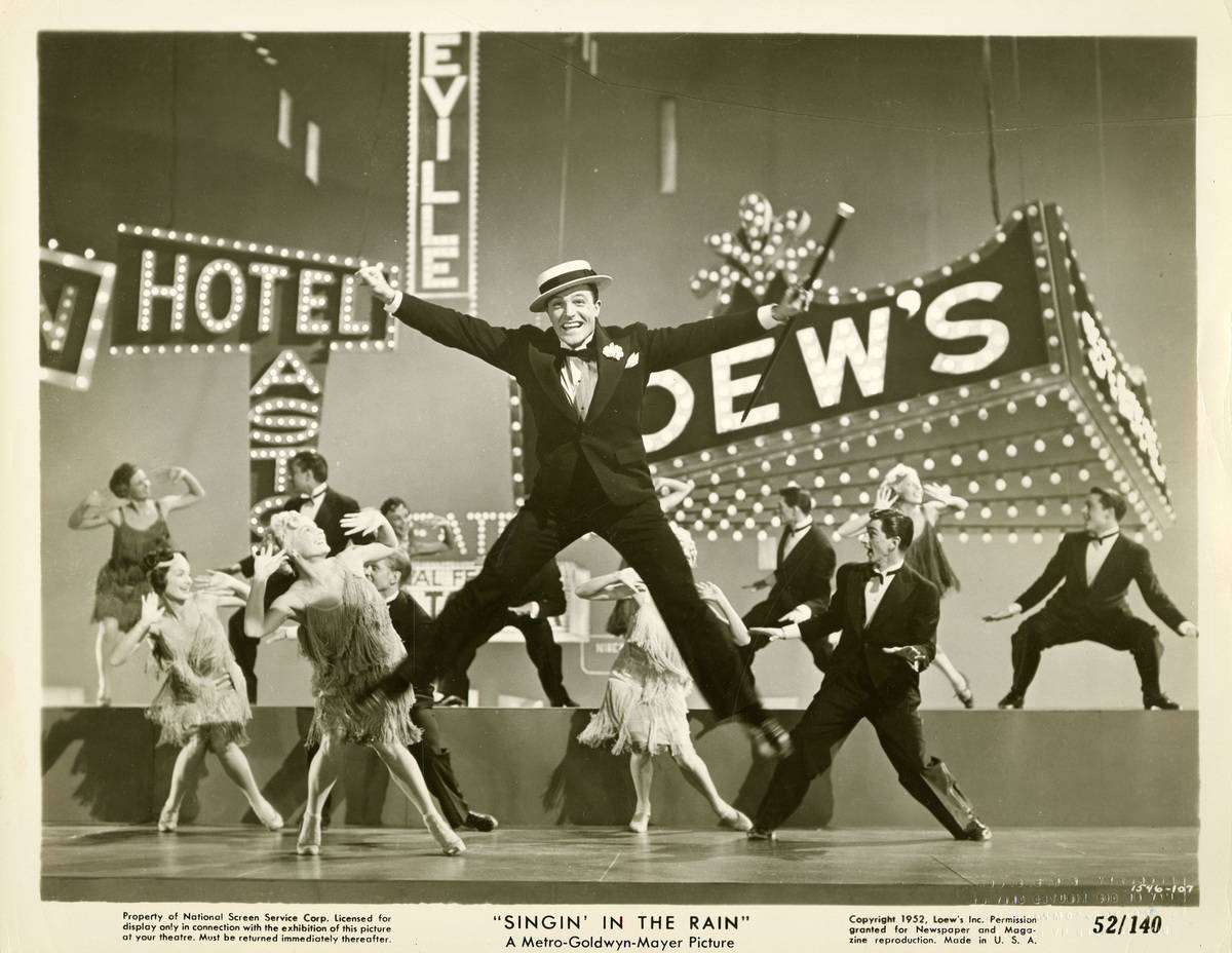 singin-in-the-rain_7W7hPE