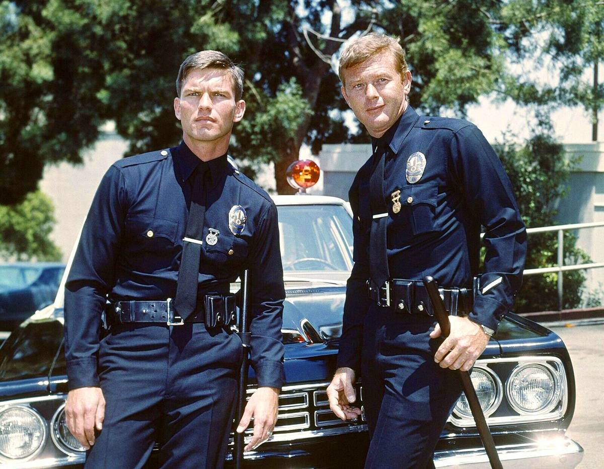 adam-12_U6iSfT