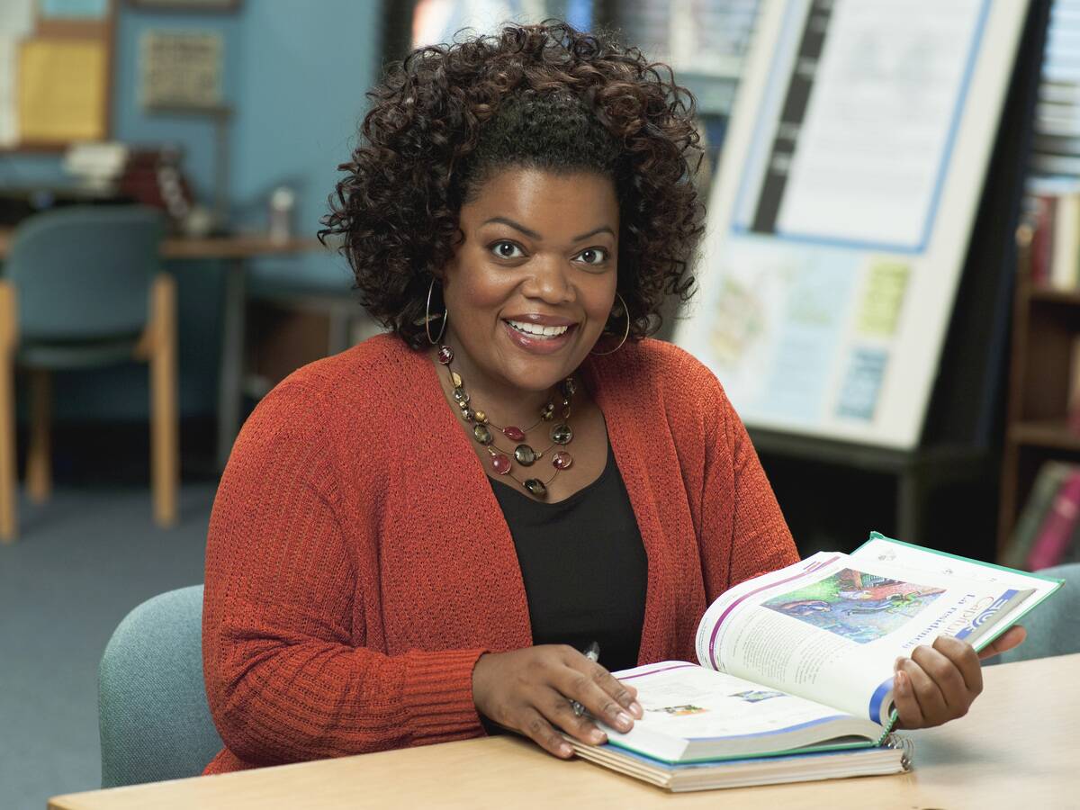 yvette nicole brown as shirley bennett