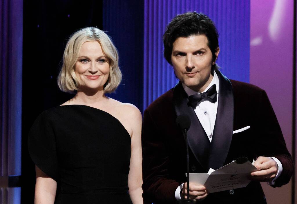 adam scott and amy poehler at 2023 SAG awards