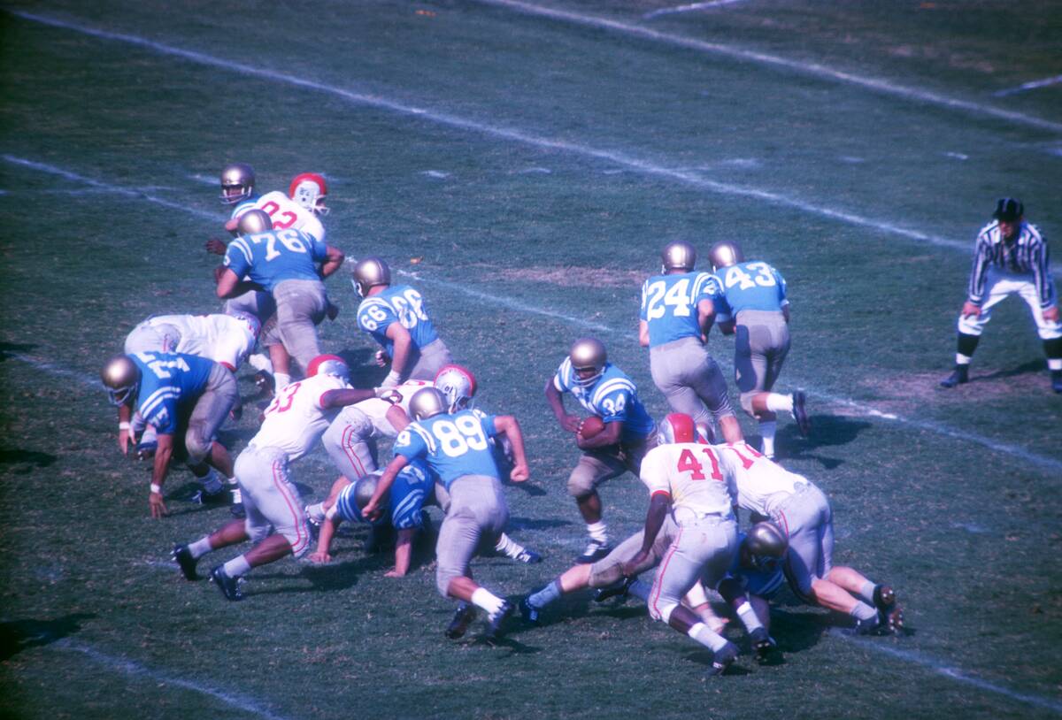 Ohio State Buckeyes v UCLA Bruins