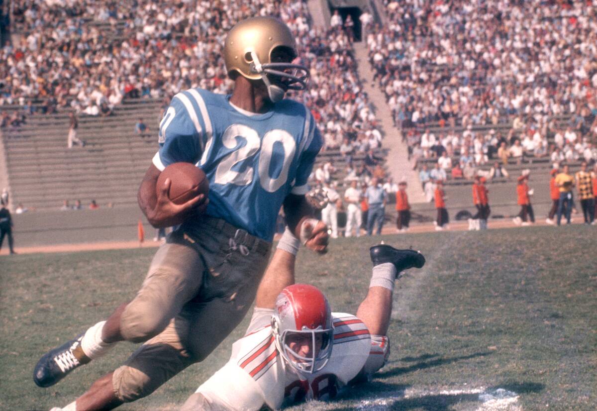 Ohio State Buckeyes v UCLA Bruins