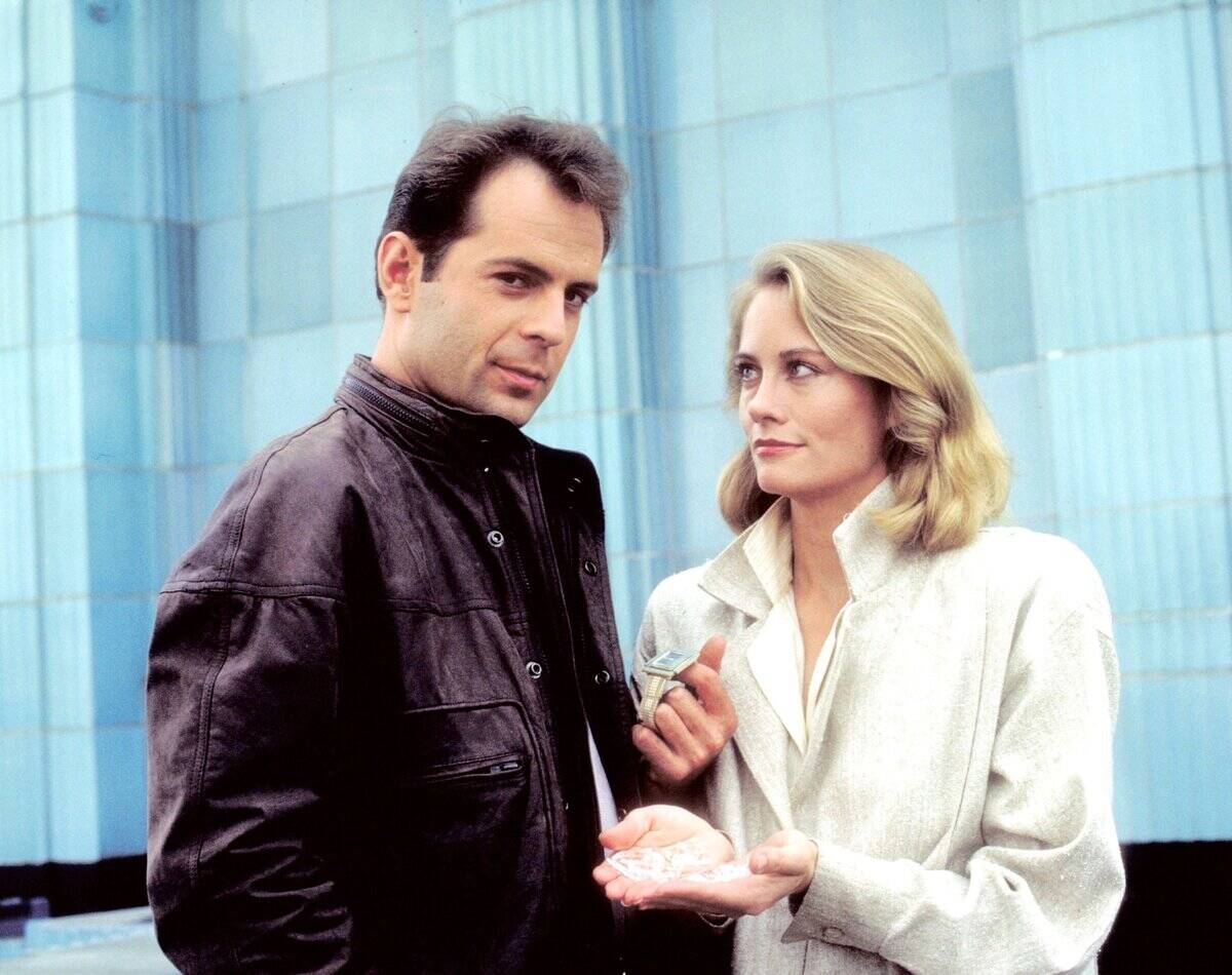moonlighting_GtxdeJ
