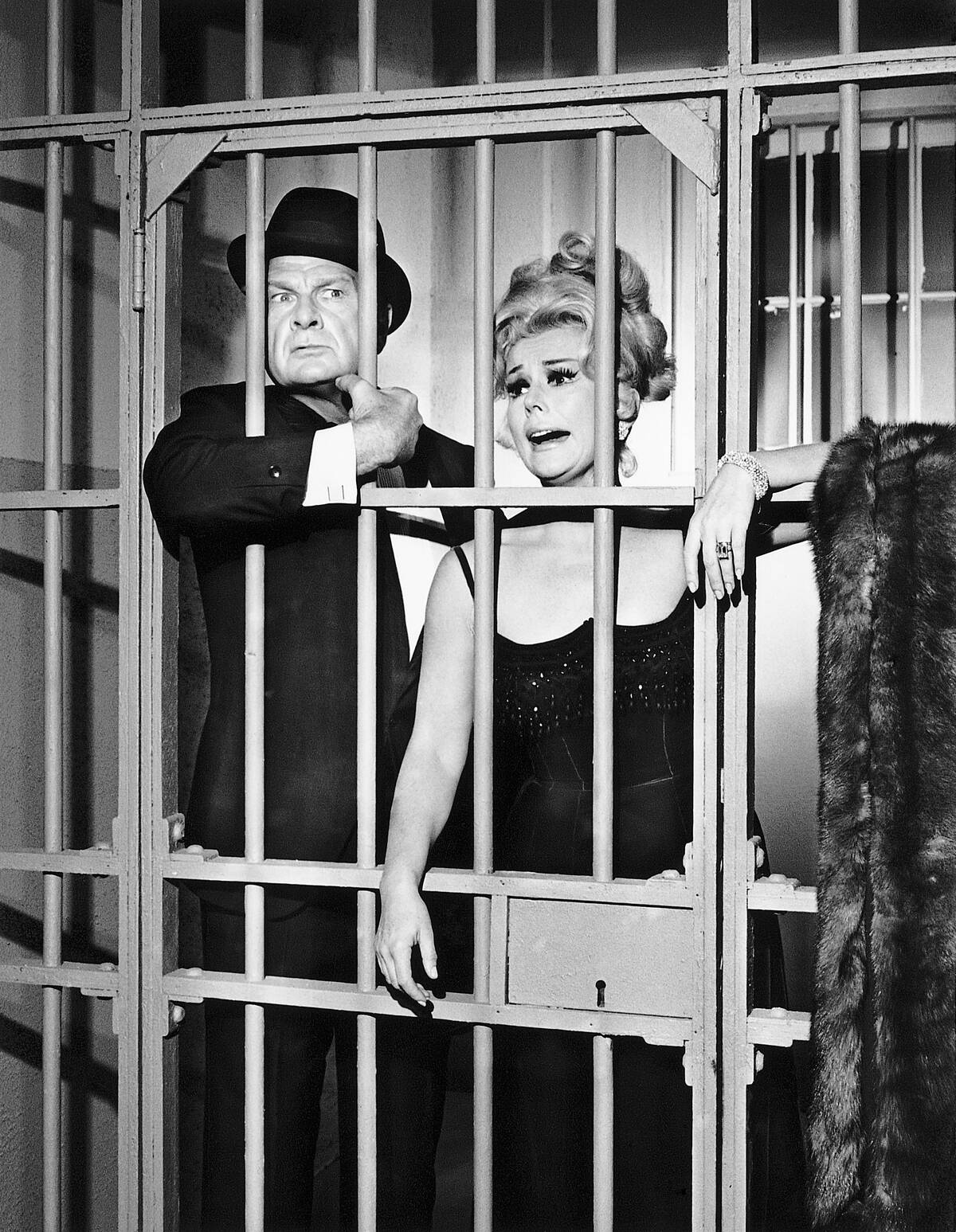 Eddie Albert/Eva Gabor/Behind Jailbars