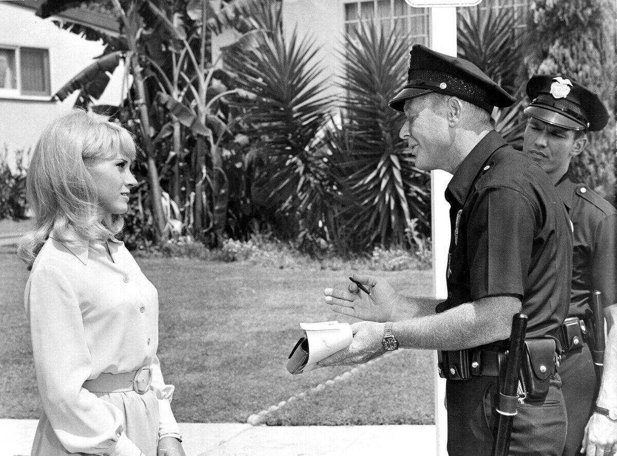 adam-12_7scF4b