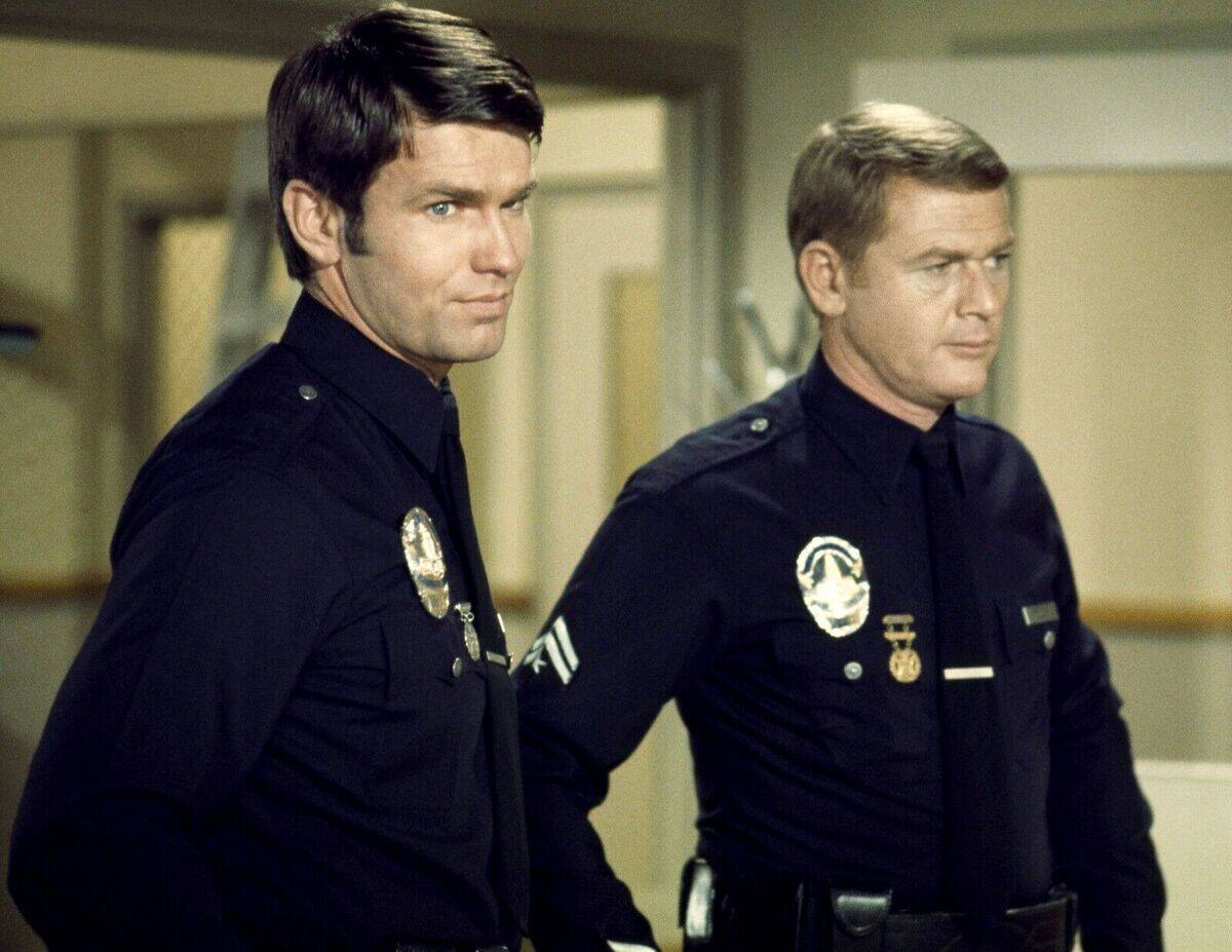 adam-12_Gz3W5z