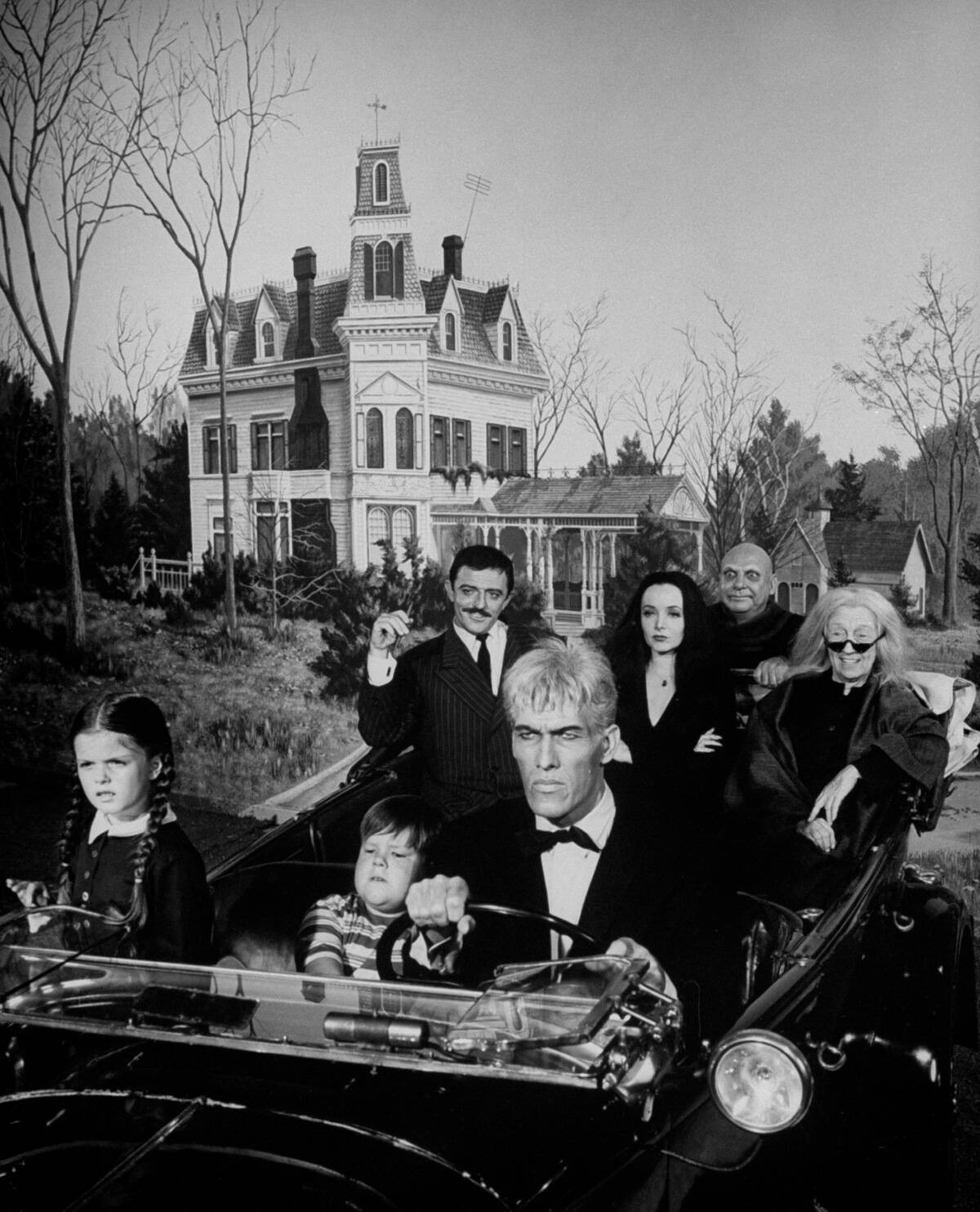 the-addams-family_DI5nrV