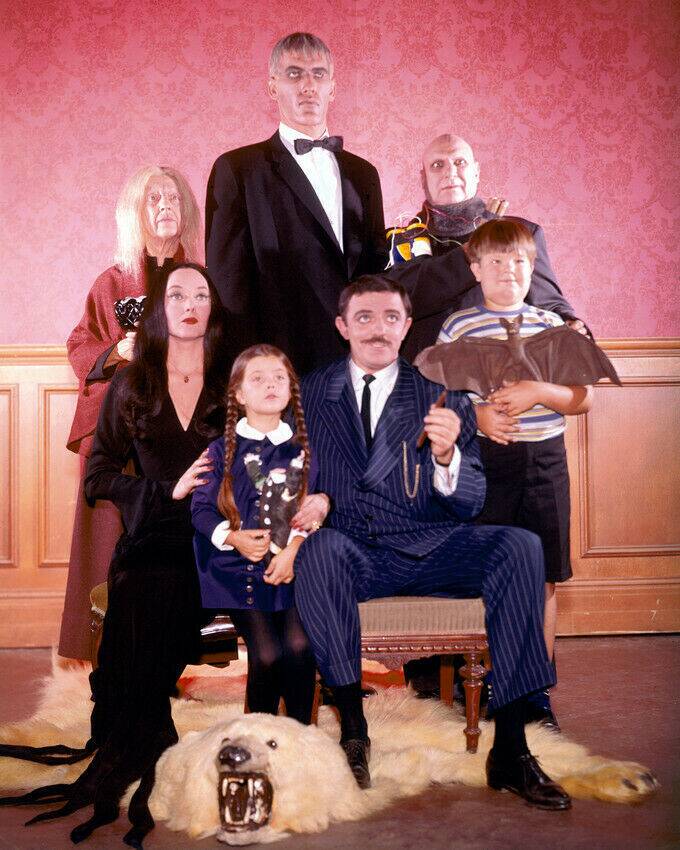 the-addams-family_KCEHnh