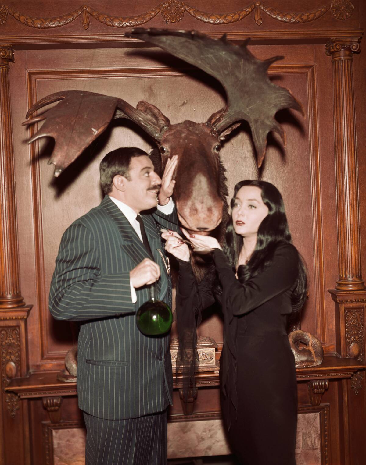 the-addams-family_QY4Z0x